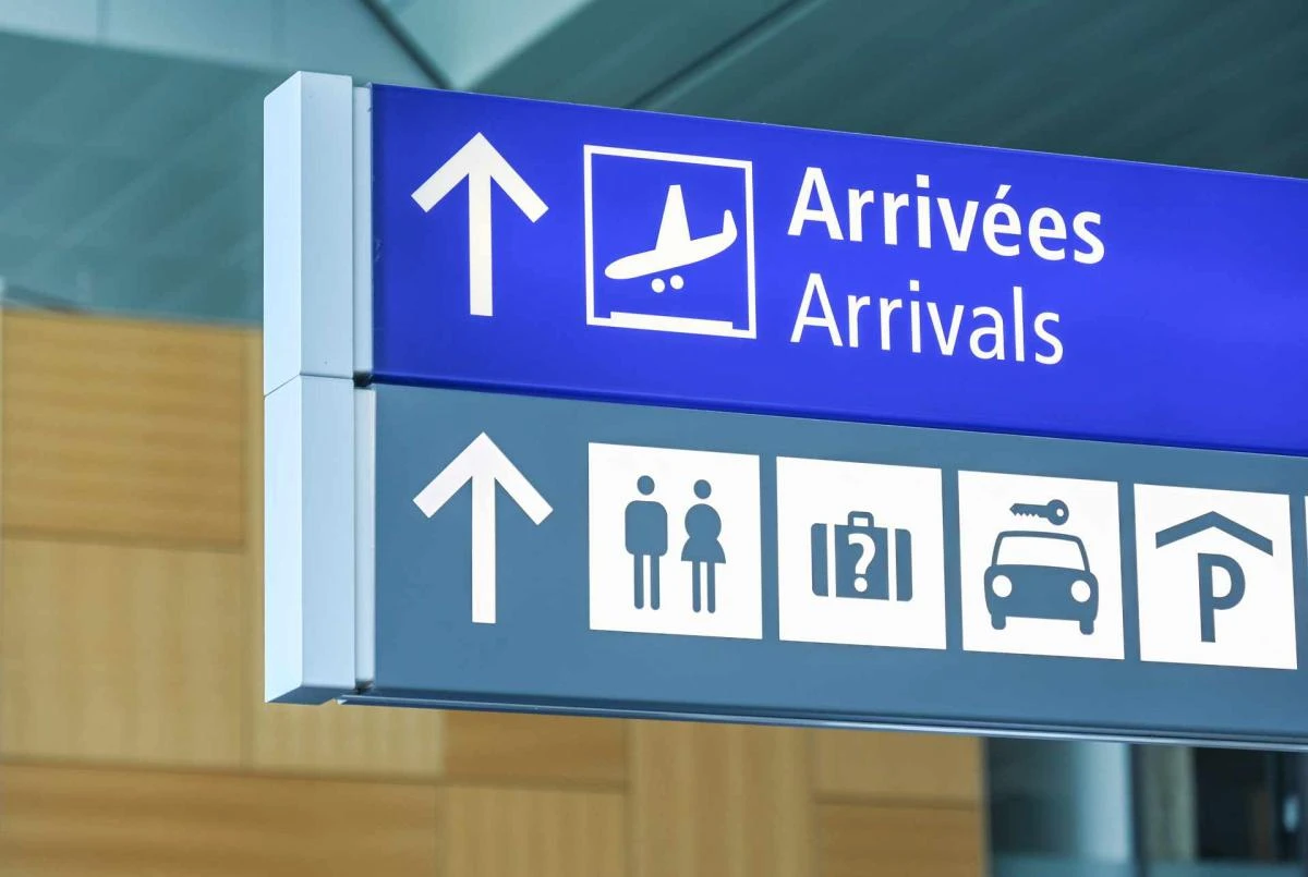 TAXI MBD ALPILLES -Comment organiser vos transferts gares et aéroports ? Faites confiance à TAXI MBD ALPILLES